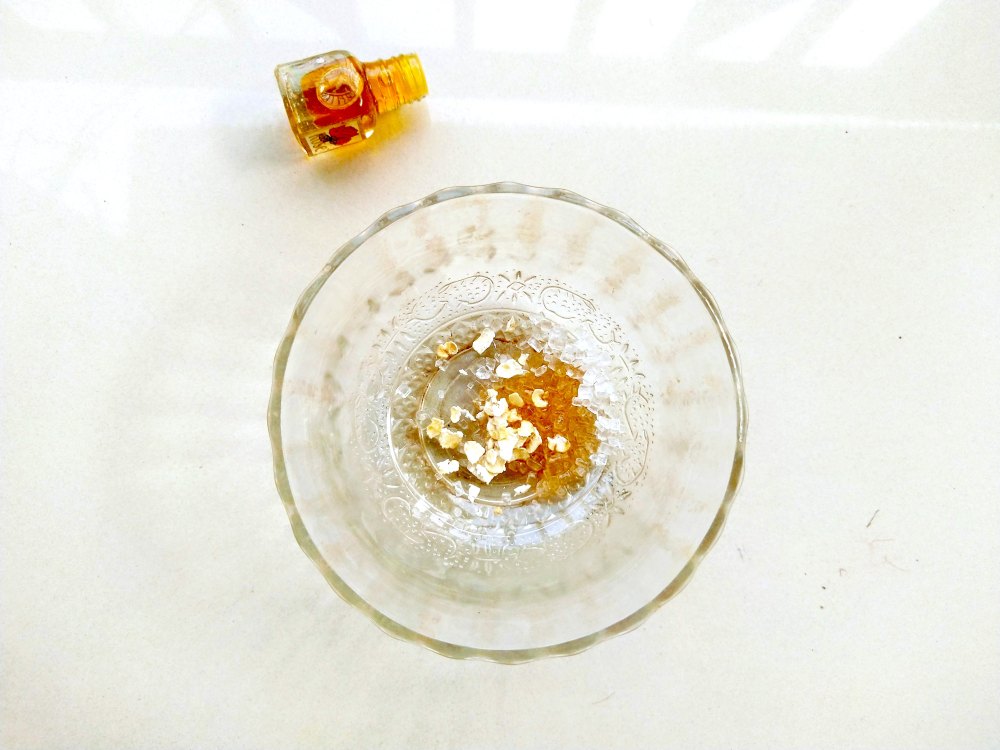 DIY Scalp Scrub for Dandruff, Hair Growth & Buildup